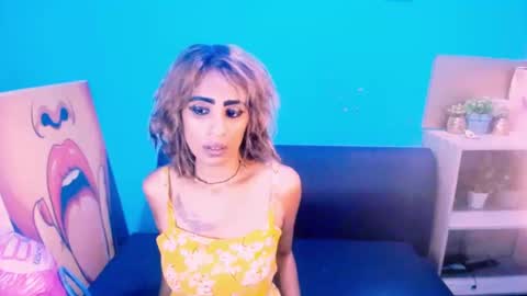 alanadelray online show from February 9, 6:54 am