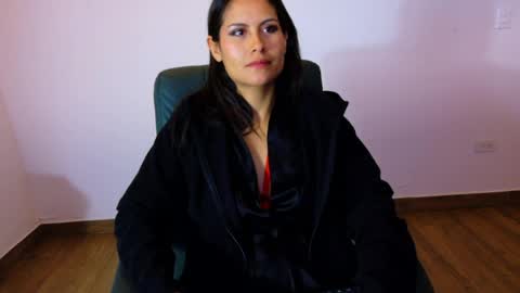 alanis  online show from May 18, 4:46 pm