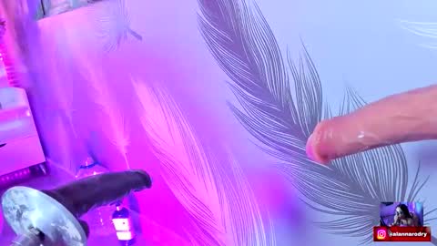 alana silver online show from September 25, 2:21 am