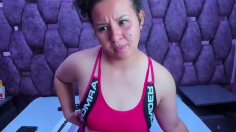 AlaSmith  online show from November 2, 2:04 am