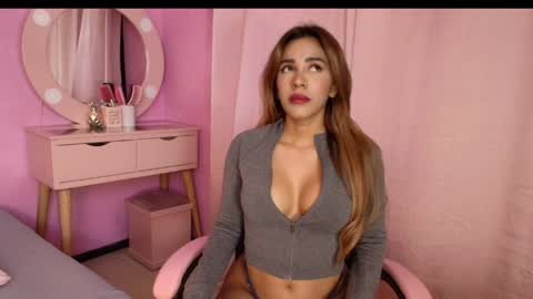 aldana_stone online show from June 8, 11:48 pm