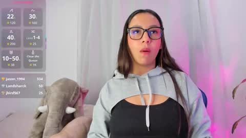 aleaa  online show from November 28, 3:42 am