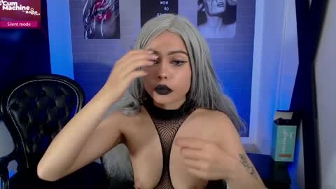 Alice in wonderland online show from March 30, 7:24 pm