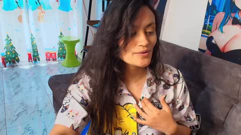 Maria  Juan   Julieth online show from December 21, 4:36 pm