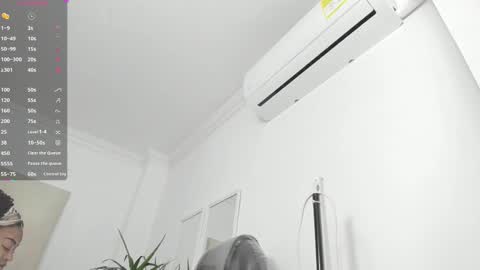 Alejandra online show from February 27, 11:10 am