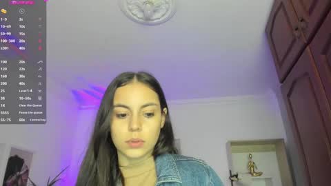 Alejandra online show from February 12, 11:07 am