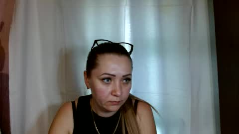 aleksandra33 online show from June 23, 10:57 am