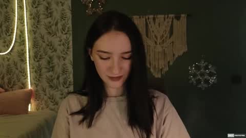 Alena online show from December 14, 1:38 pm