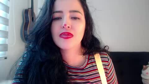 Snapshot of aleska_bell69 chatting on October 21, 5:50 pm Aleska online show from October 21, 5:50 pm