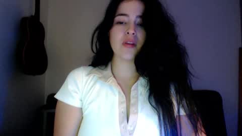 Snapshot of aleska_bell69 chatting on October 10, 10:47 pm Aleska online show from October 10, 10:47 pm