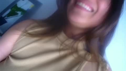 QUEEN OFF MILk  IM BACK  15 NOV online show from September 15, 1:36 am