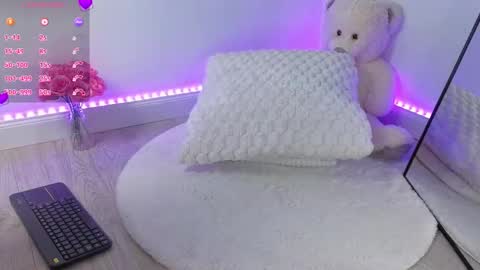 Ale online show from February 19, 9:57 pm