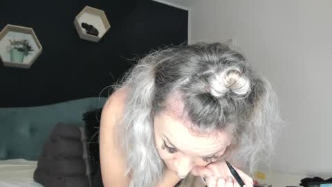 alesys69 online show from January 22, 10:17 pm