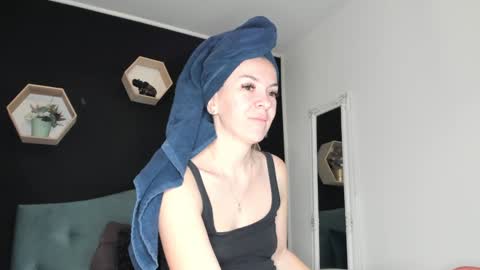 alesys69 online show from January 18, 11:54 am