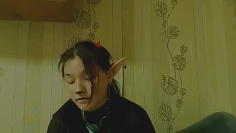 Vikki online show from February 15, 6:07 pm