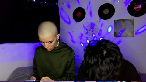 Alex online show from December 16, 10:45 pm