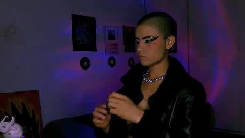 Alex online show from January 6, 11:52 pm