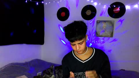 Alex online show from December 16, 12:37 am