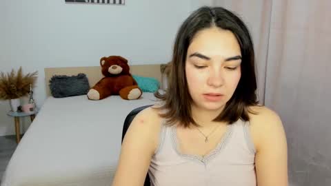 Snapshot of alexa_dolly chatting on February 18, 8:27 am Alexa online show from February 18, 8:27 am