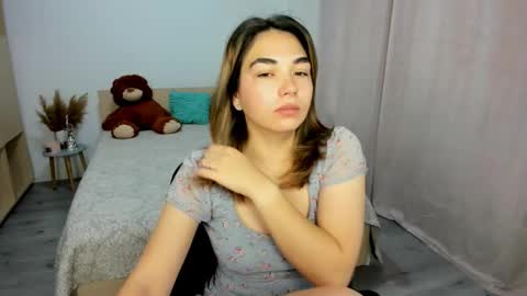 Snapshot of alexa_dolly chatting on October 20, 6:38 am Alexa online show from October 20, 6:38 am