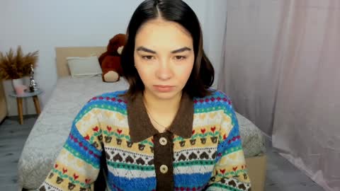 Snapshot of alexa_dolly chatting on December 11, 5:21 am Alexa online show from December 11, 5:21 am