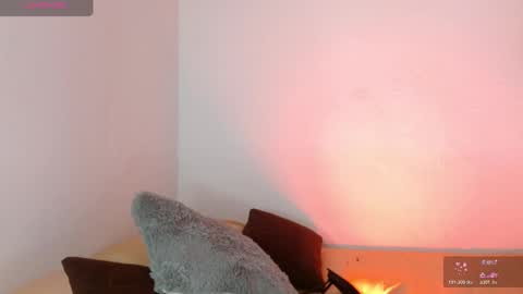   online show from March 1, 1:05 am