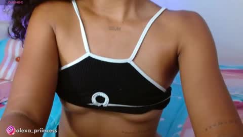 Snapshot of alexa_priincess chatting on October 21, 5:50 pm online show from October 21, 5:50 pm