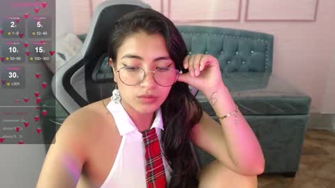 Alexandra online show from November 26, 5:25 pm