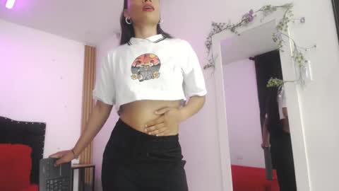 CAMILA BETANCOURT online show from November 15, 11:44 am