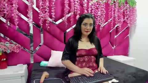 alexa sanz online show from April 20, 8:45 pm