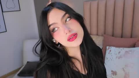 Alexa Thaylor online show from September 12, 2:24 pm