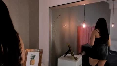 Alexa Thaylor online show from November 12, 3:10 pm