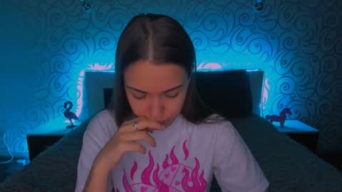 angel online show from December 23, 3:18 am