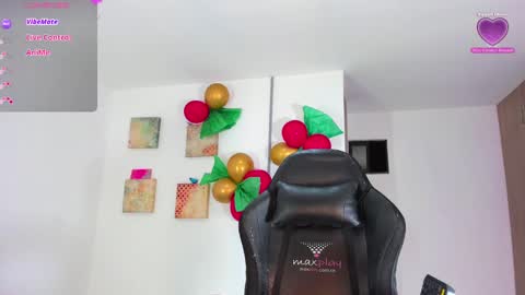 Alexandra Castillo online show from January 30, 12:39 am