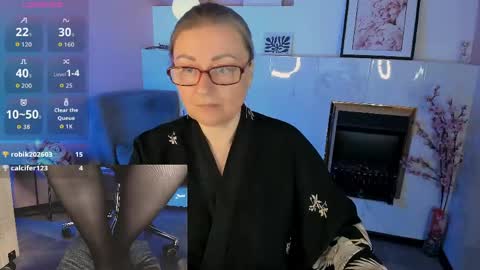 Alexandra online show from April 18, 9:58 pm