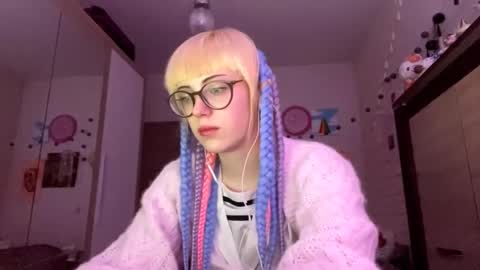 Lia online show from November 23, 3:25 pm