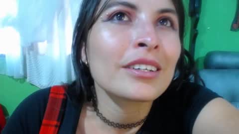 alexandrasaen online show from January 1, 10:46 pm