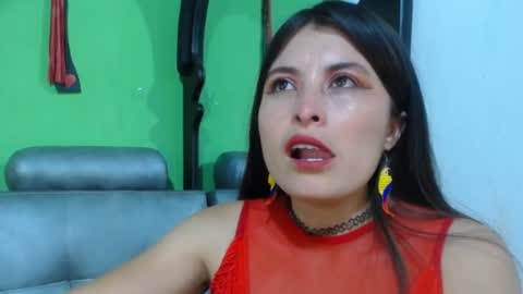 alexandrasaen online show from December 31, 10:45 pm