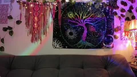 Snapshot of alexiafisher_ chatting on October 13, 3:53 am Alex online show from October 13, 3:53 am