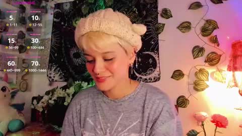 Snapshot of alexiafisher_ chatting on February 13, 4:07 pm Alex online show from February 13, 4:07 pm