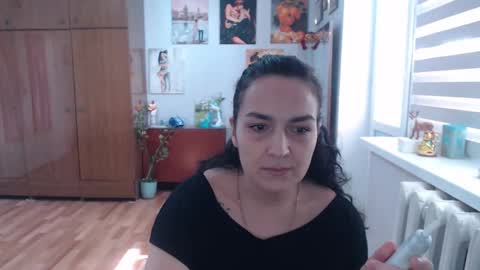 AlexisMillers online show from October 5, 10:20 am