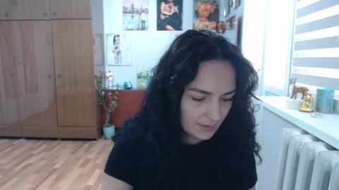 AlexisMillers online show from September 15, 8:44 am