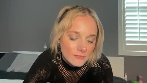 alexispaige06 online show from December 3, 10:23 pm