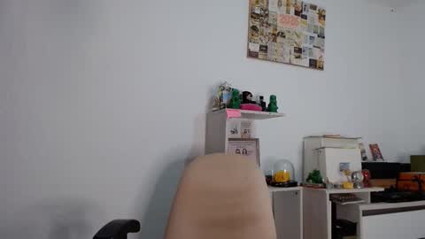 Alia  online show from March 25, 1:25 pm