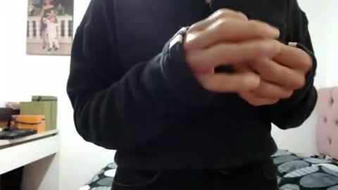 Alia      Anjali  online show from November 13, 12:15 pm