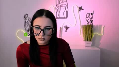 alia skay online show from December 14, 10:21 am