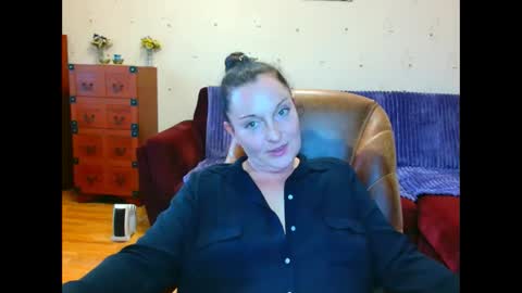 Alice online show from November 2, 1:58 pm