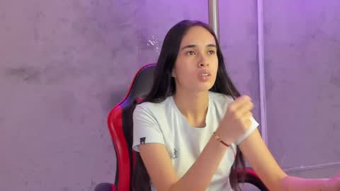 Alice Susan online show from April 15, 7:58 pm