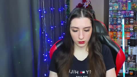 Snapshot of alice_bailey chatting on January 15, 1:09 pm Alice online show from January 15, 1:09 pm