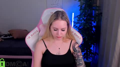 Alice online show from November 2, 10:46 pm